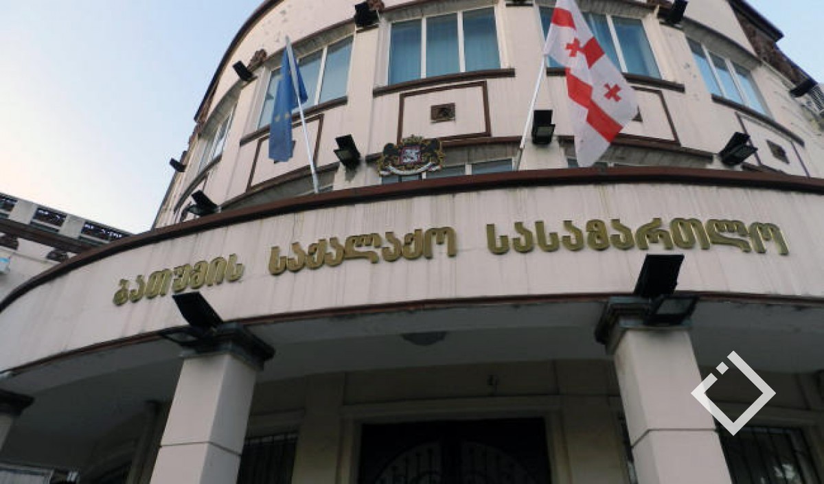 საბაჟო წესის დარღვევის ფაქტზე ყაზახეთის 3 მოქალაქეს გირაოს სახით თითოეულს 500,000 ლარი შეეფარდა